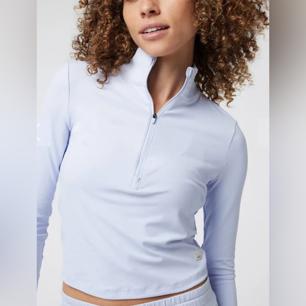 NWT Vuori Studio Half Zip in Peri
